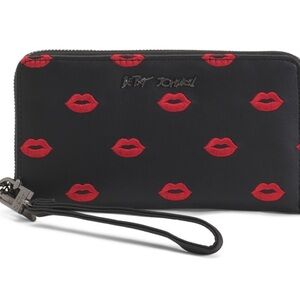 NWT Betsey Johnson Black Clutch with Red Lips